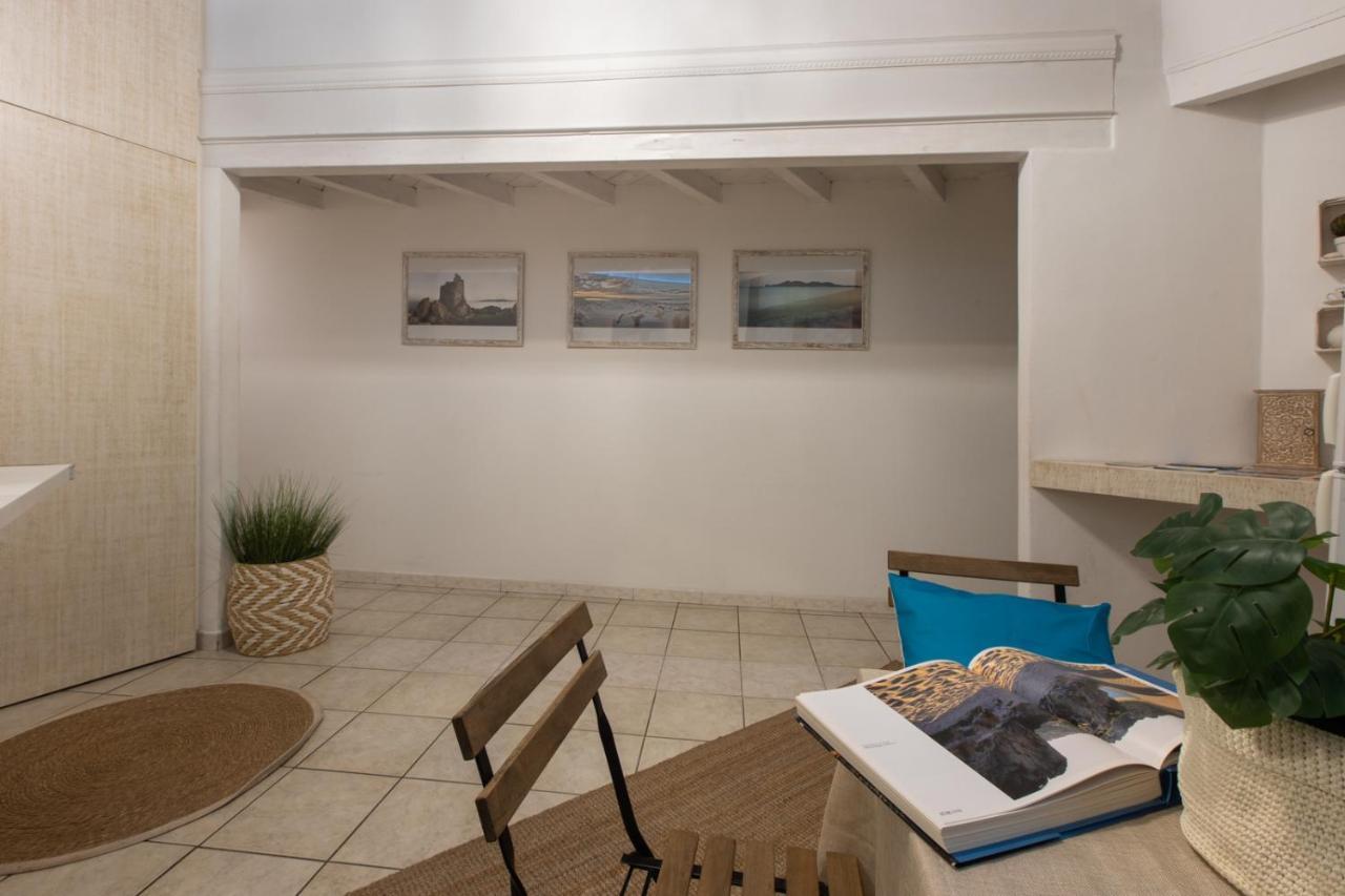 Cagliarifornia Bed & Breakfast Bagian luar foto
