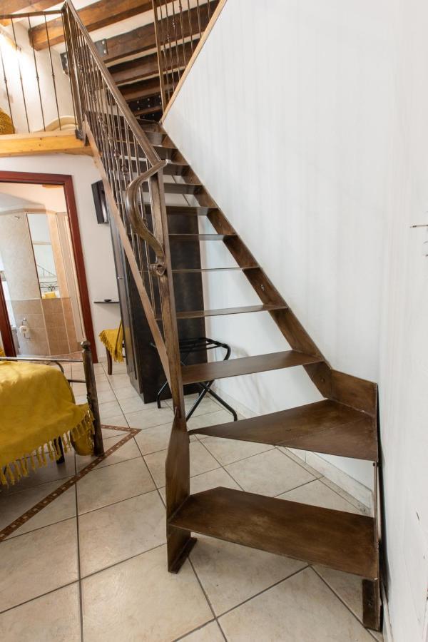 Cagliarifornia Bed & Breakfast Bagian luar foto